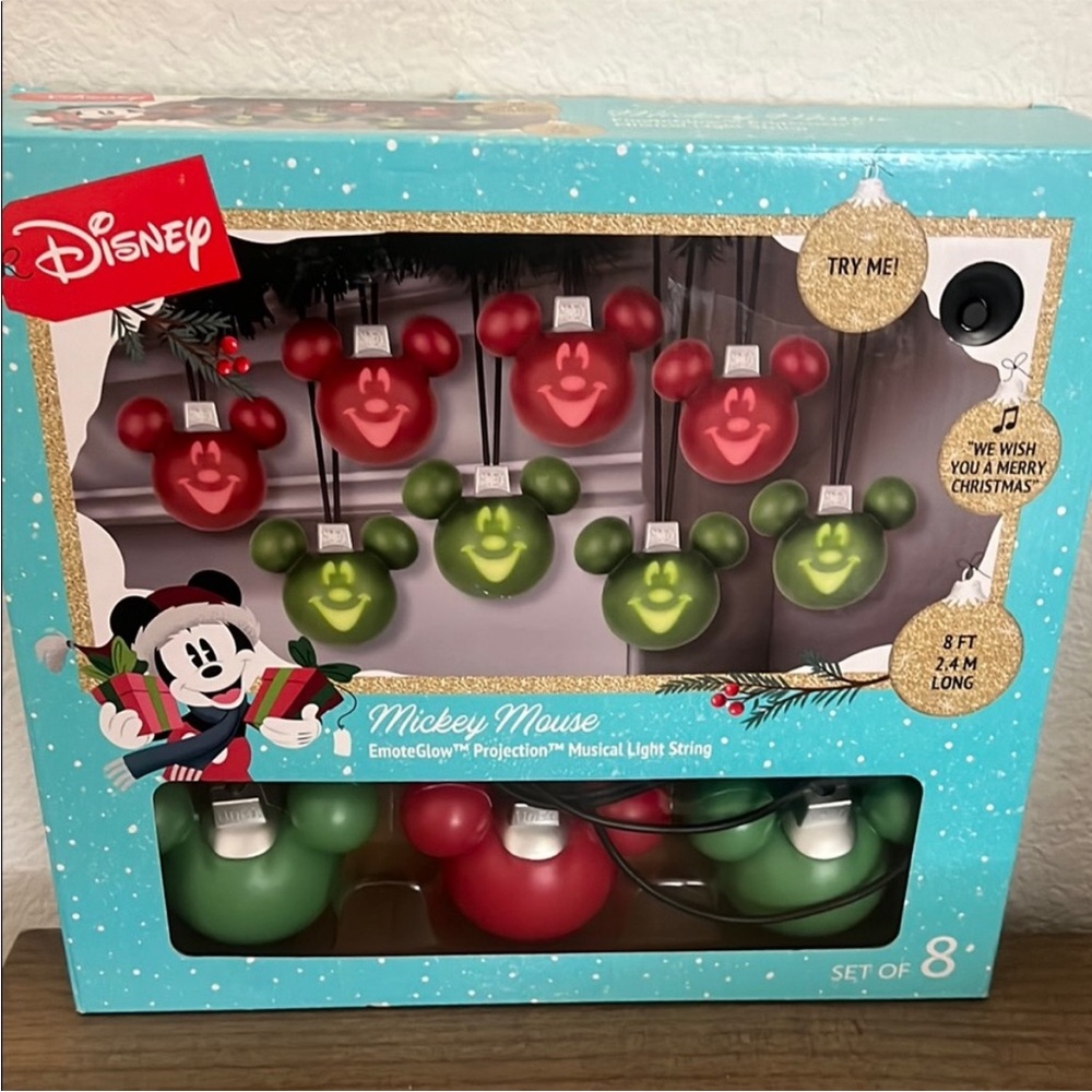 NWT Disney Christmas Mickey Mouse Musical Light String